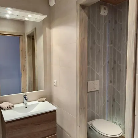 Ski-in Out Apartment, Courchevel 1650 Belvedere Val Thorens