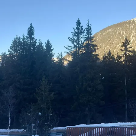 Ski-in Out Apartment, Courchevel 1650 Belvedere Holiday home