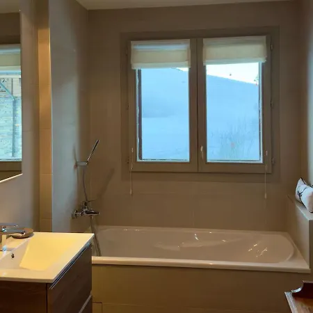 Ski-in Out Apartment, Courchevel 1650 Belvedere Holiday home Val Thorens