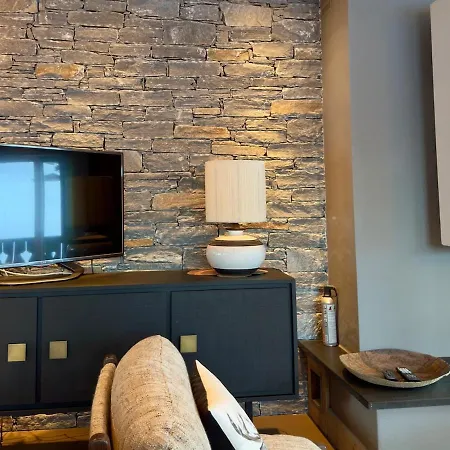 Ski-in Out Apartment, Courchevel 1650 Belvedere Holiday home Val Thorens